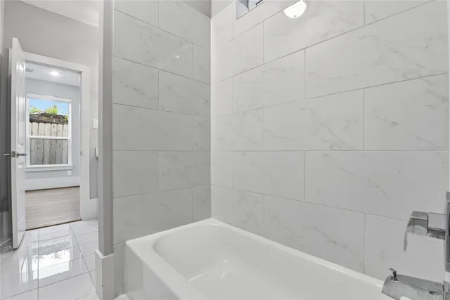 $3,150 | 1716 Ovid Street, Unit D, Houston, TX 77007