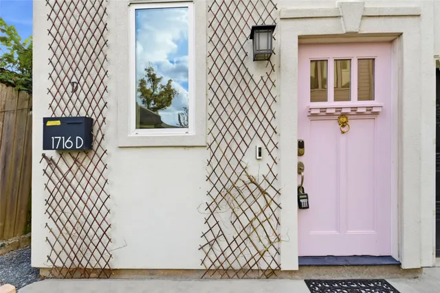 $3,150 | 1716 Ovid Street, Unit D, Houston, TX 77007