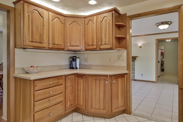 16 Jessie Road Chelmsford, MA 01824 - Photo 10 of 30 Gallery Image 10