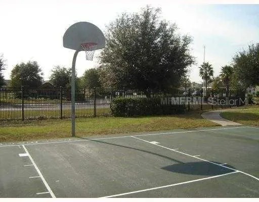 a view of a tennis court
