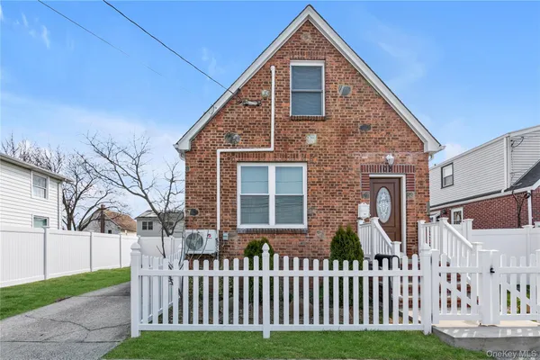 $849,999 | 103 Clement Avenue, Unit 1, Elmont, NY 11003