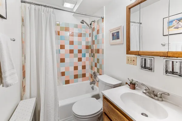 $575,000 | 143 North Street, Winooski, VT 05404