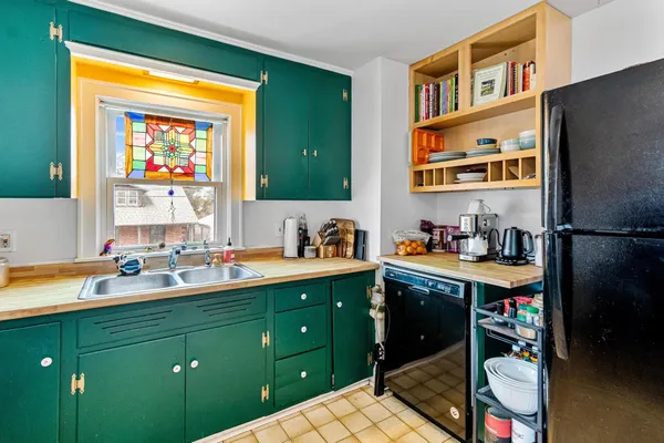 $575,000 | 143 North Street, Winooski, VT 05404