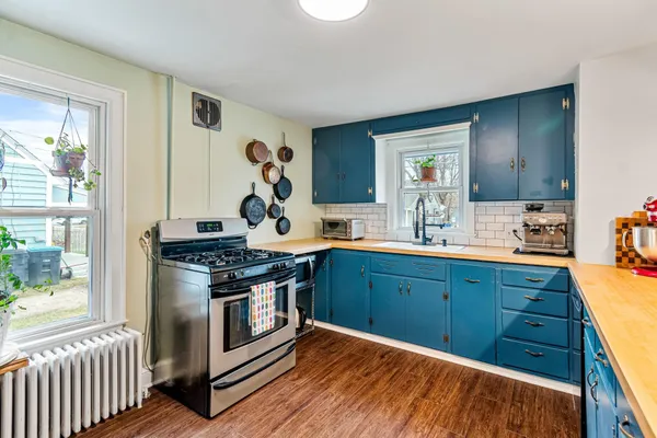 $575,000 | 143 North Street, Winooski, VT 05404