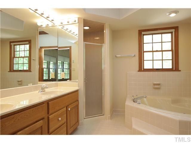 2025 Oakton Drive Raleigh, NC 27606 - Photo 17 of 25 Photo 17