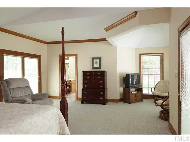 2025 Oakton Drive Raleigh, NC 27606 - Photo 19 of 25 Photo 19