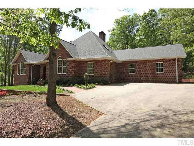 2025 Oakton Drive Raleigh, NC 27606 - Photo 3 of 25 Photo 3