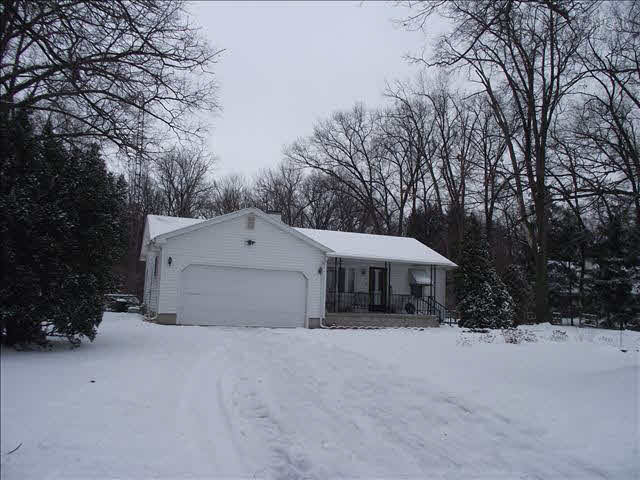 7220 Jackman Road Temperance, MI 48182 - Photo 1 of 12 Front View
