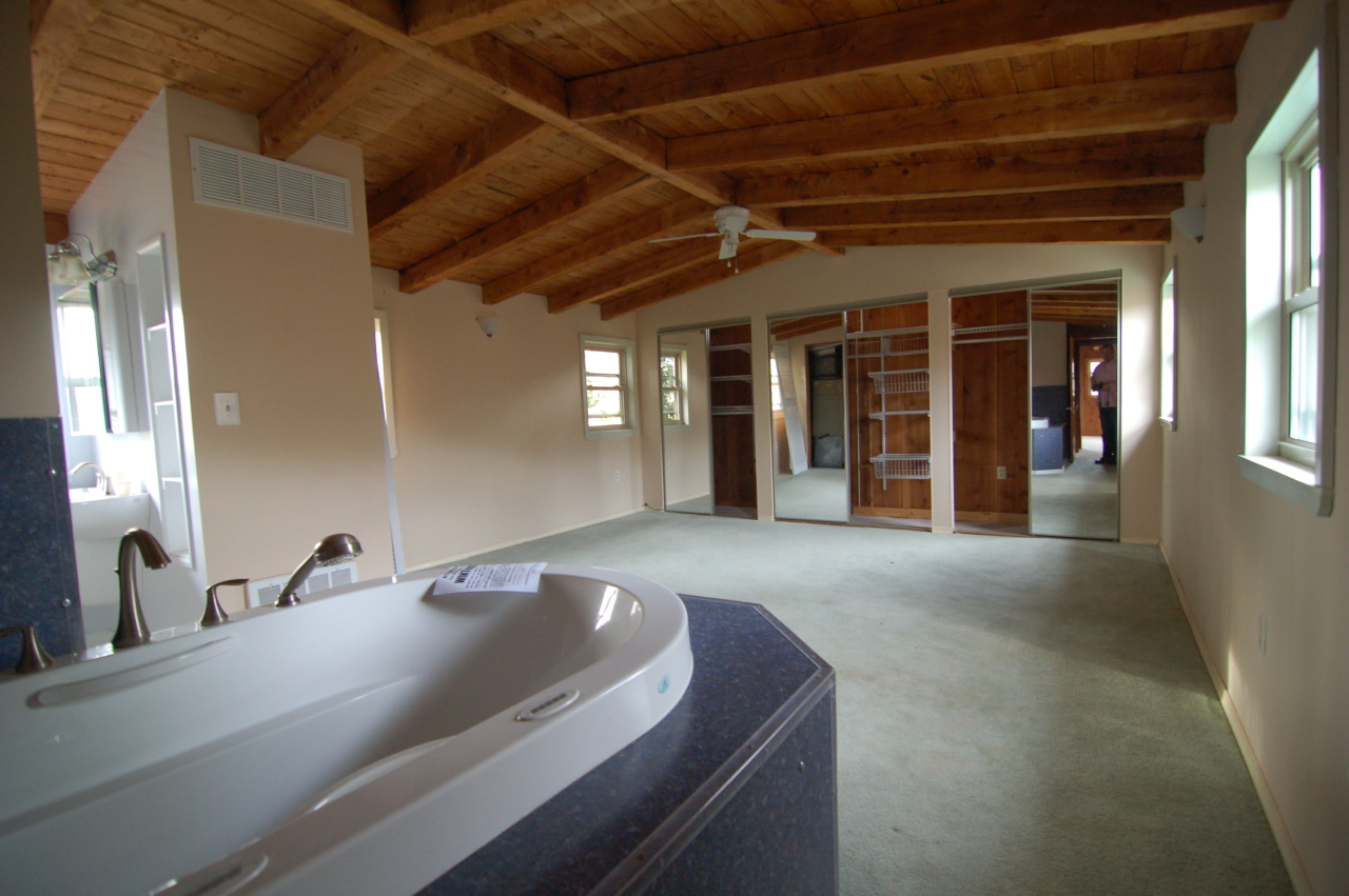 5828 Hardy Road Hardy, VA 24101 - Photo 22 of 29 a view of a room with gym equipment