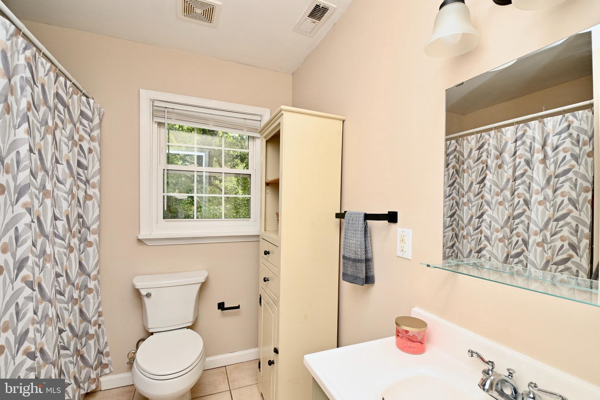 262 Decatur Road Stafford, VA 22554 - Photo 12 of 29 FULL BATH