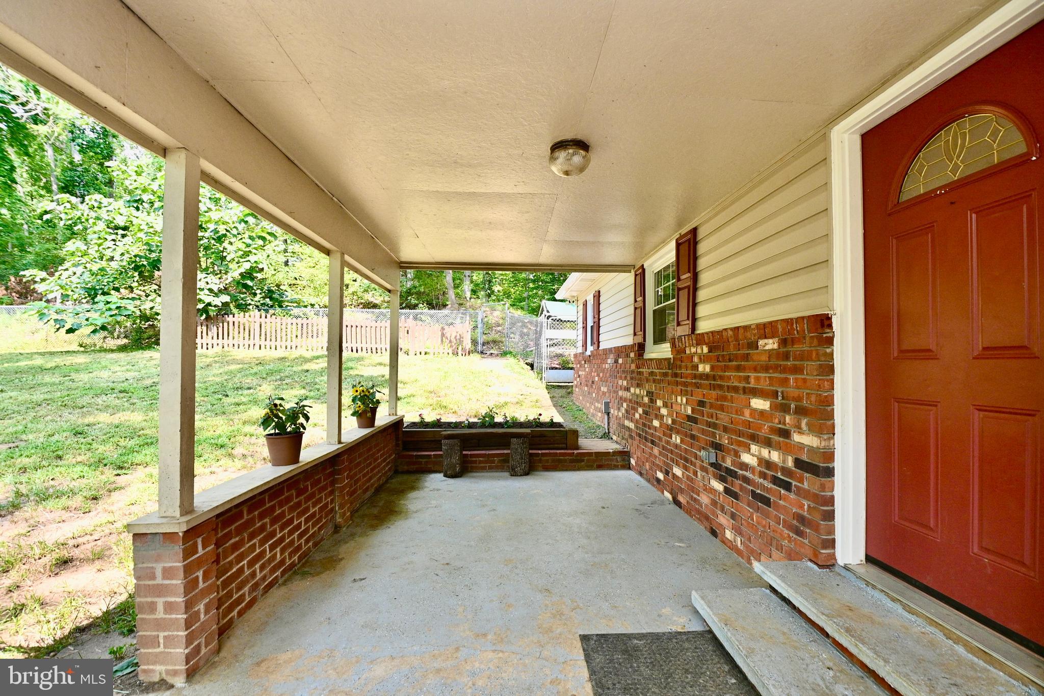 262 Decatur Road Stafford, VA 22554 - Photo 3 of 29 COVERED FRONT PORCH