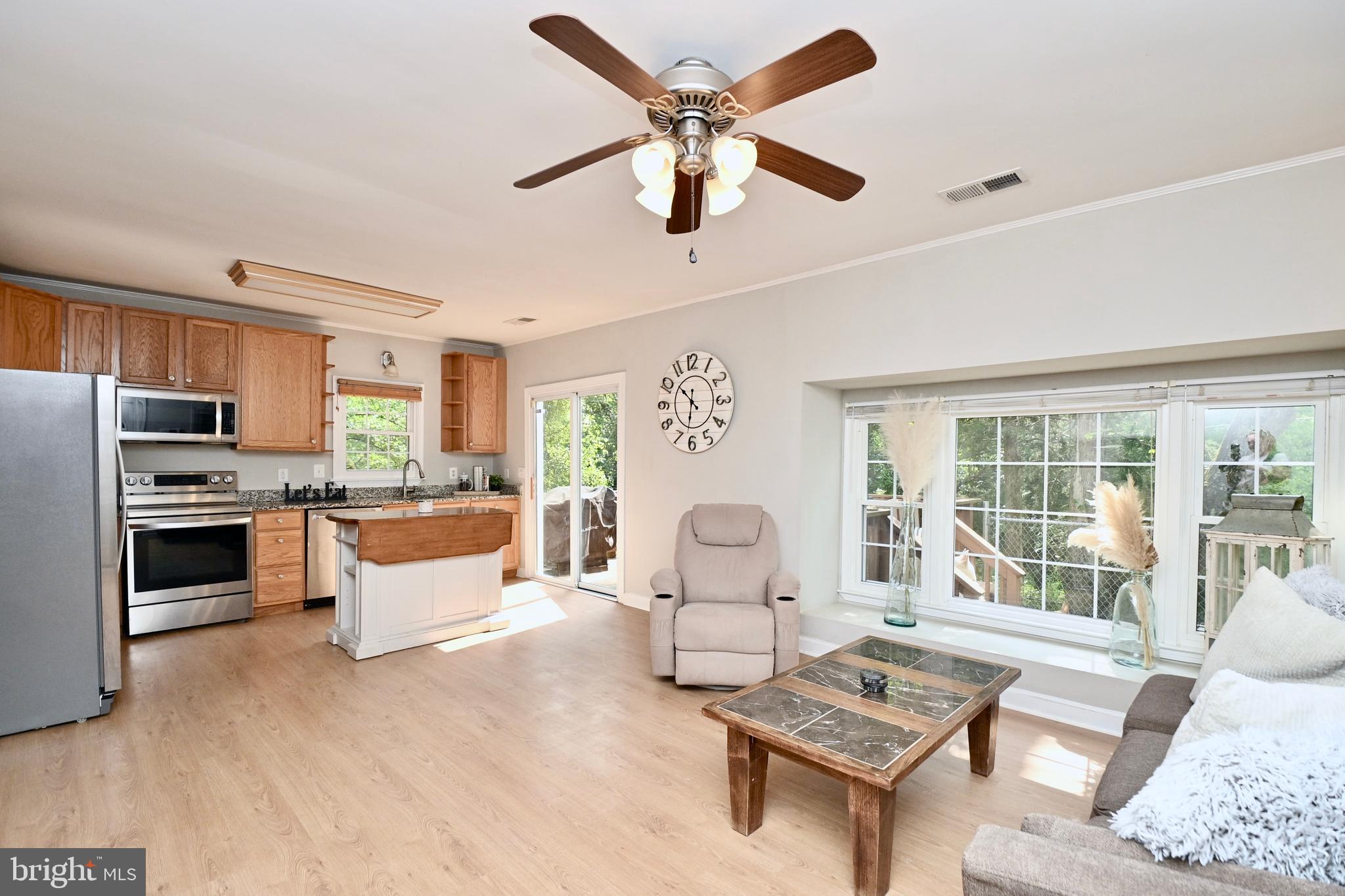 262 Decatur Road Stafford, VA 22554 - Photo 7 of 29 LIVING ROOM WITH VIEW OF KITCHEN