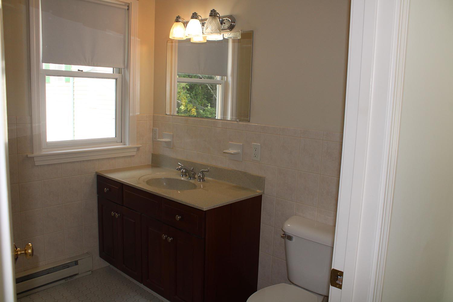 6 Caton Road Raymond, ME 04071 - Photo 65 of 71 Apt bathroom
