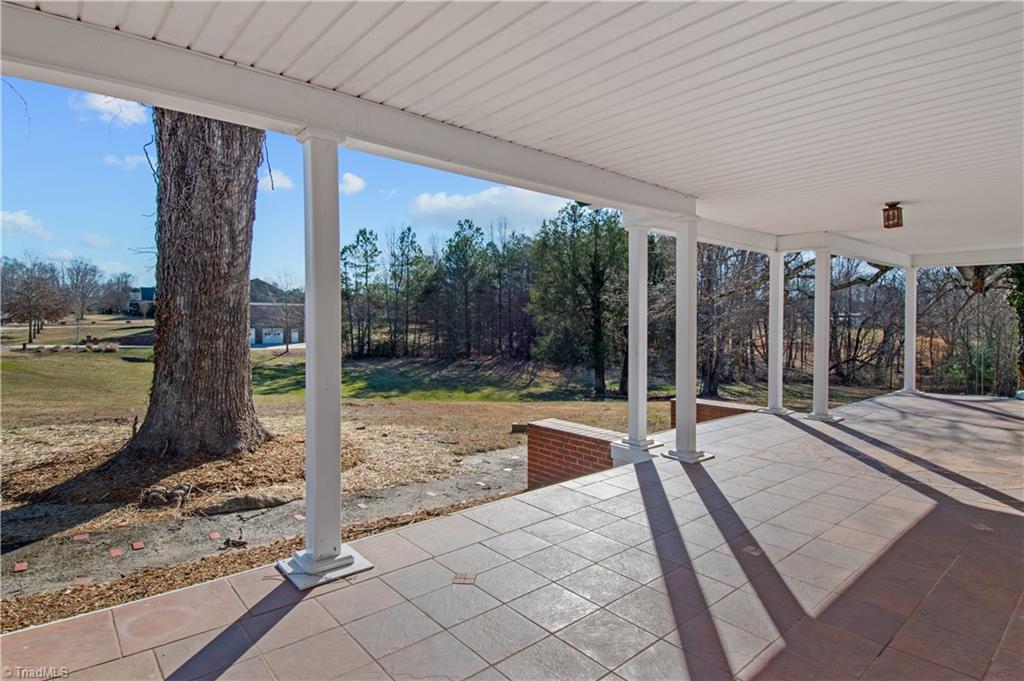 8174 Hawkins Road Clemmons, NC 27012 - Photo 5 of 28