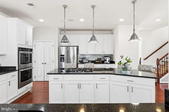 $950,000 | 11904 Parallel Road, Bowie, MD 20720