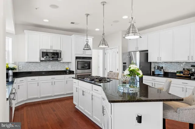 $950,000 | 11904 Parallel Road, Bowie, MD 20720