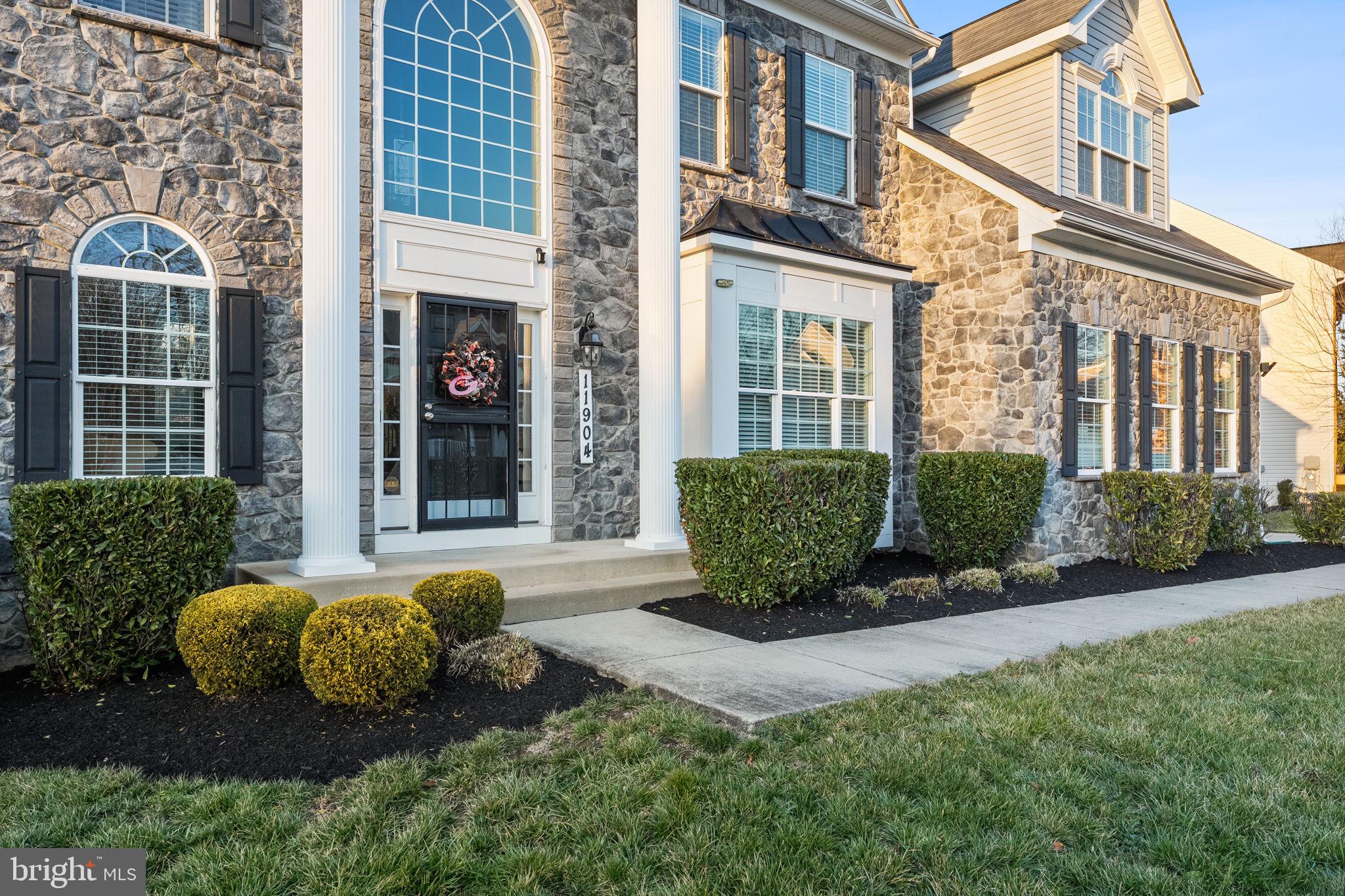 11904 Parallel Road Bowie, MD 20720 - Photo 5 of 86