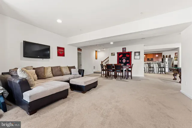 $950,000 | 11904 Parallel Road, Bowie, MD 20720