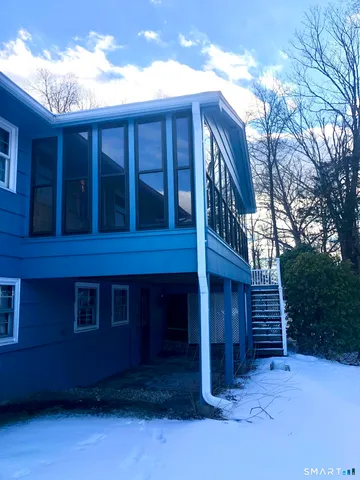 $463,500 | 52 Skylark Drive, North Branford, CT 06472