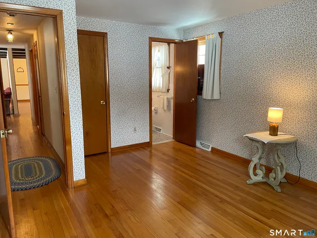 $463,500 | 52 Skylark Drive, North Branford, CT 06472