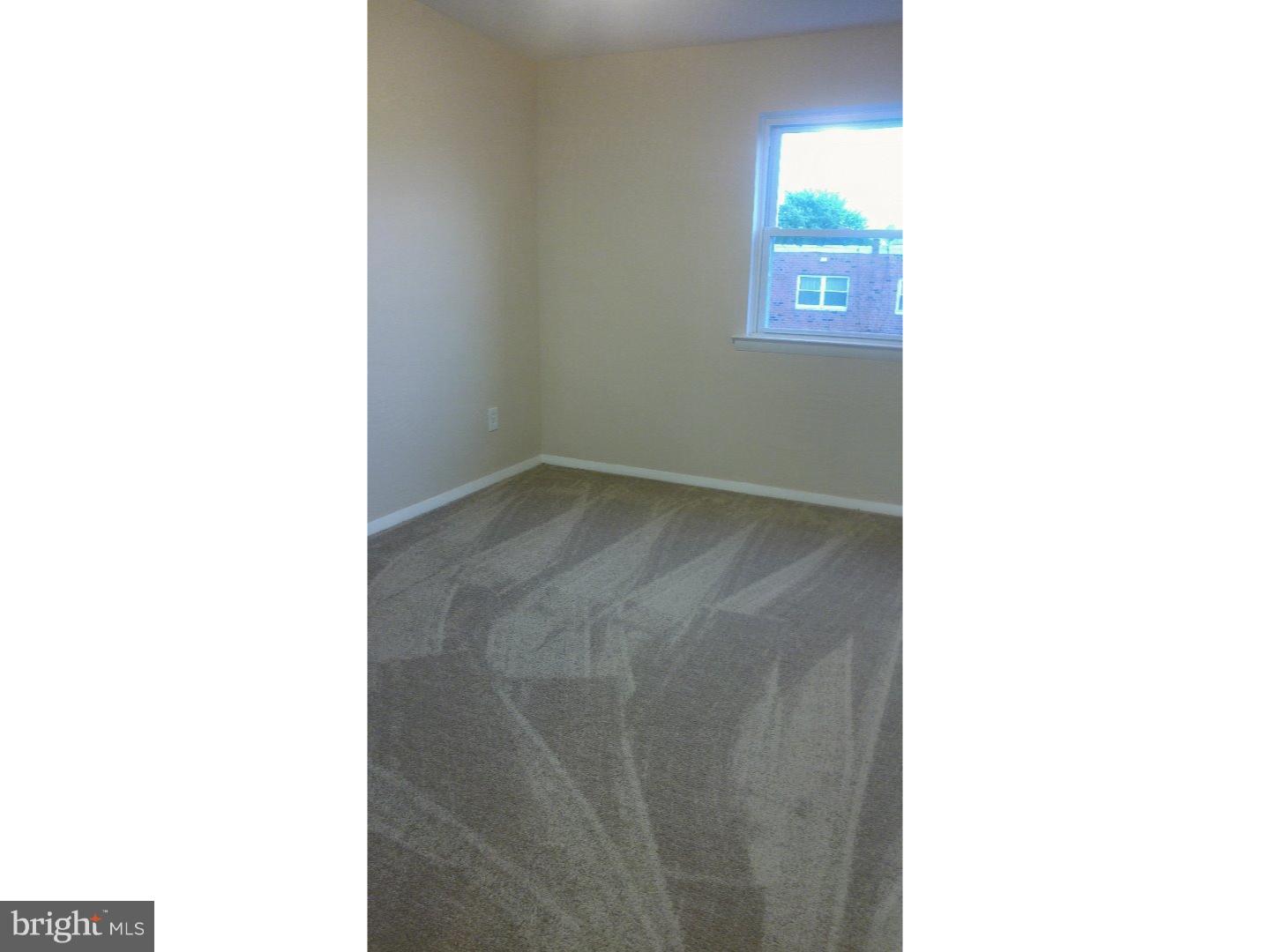 12729 Medford Road Philadelphia, PA 19154 - Photo 14 of 25 Gallery Image 14