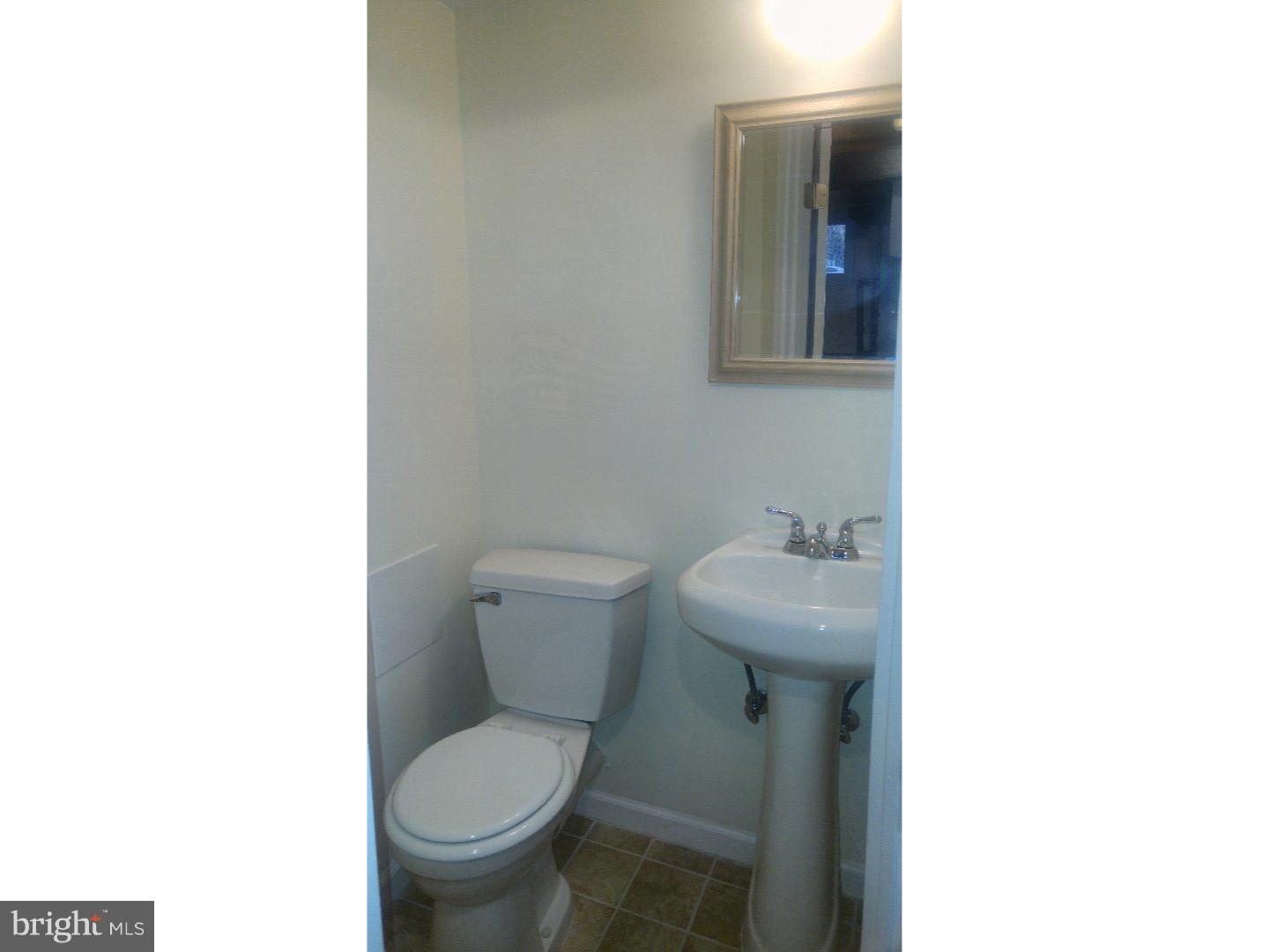 12729 Medford Road Philadelphia, PA 19154 - Photo 20 of 25 Gallery Image 20
