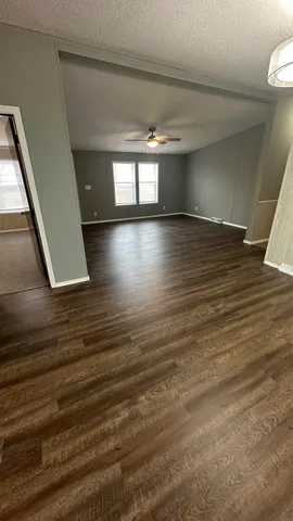 $1,200 | 10206 East 39th Street South, Wichita, KS 67210