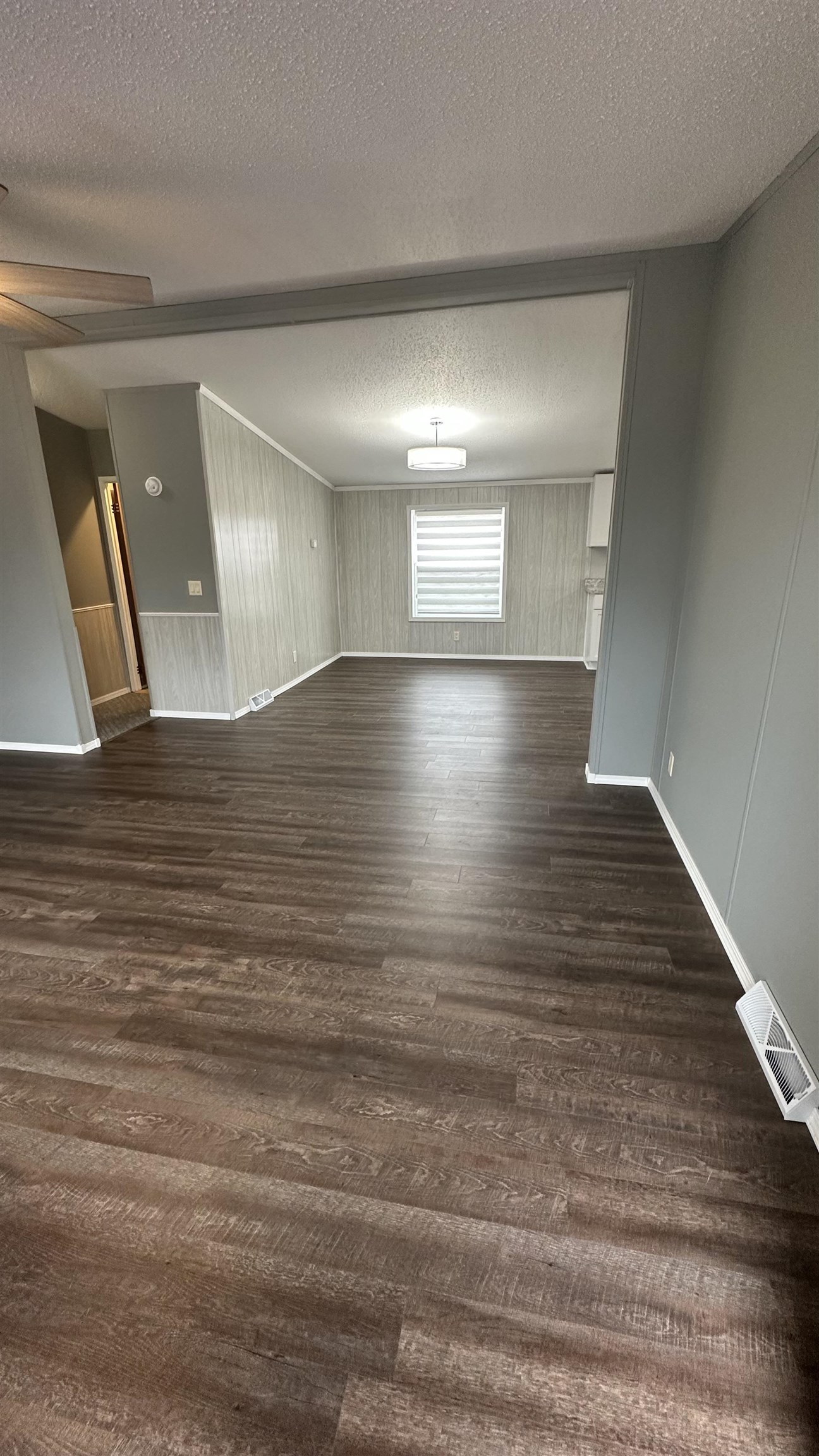 10206 East 39th Street South Wichita, KS 67210 - Photo 5 of 33