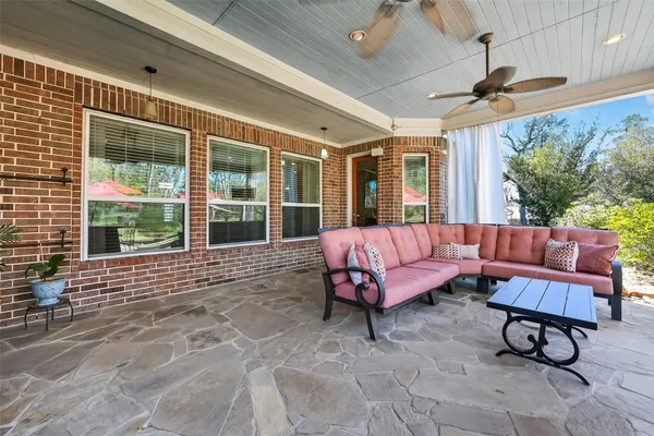 $849,900 | 1211 Cypress Lane, Kingwood, TX 77339