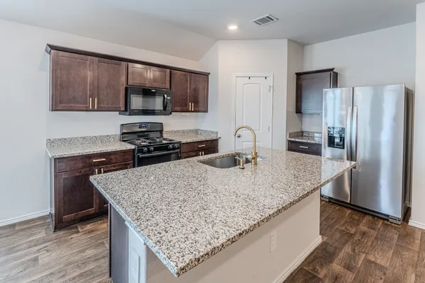 $1,900 | 317 Lily Pond Trail, San Marcos, TX 78666