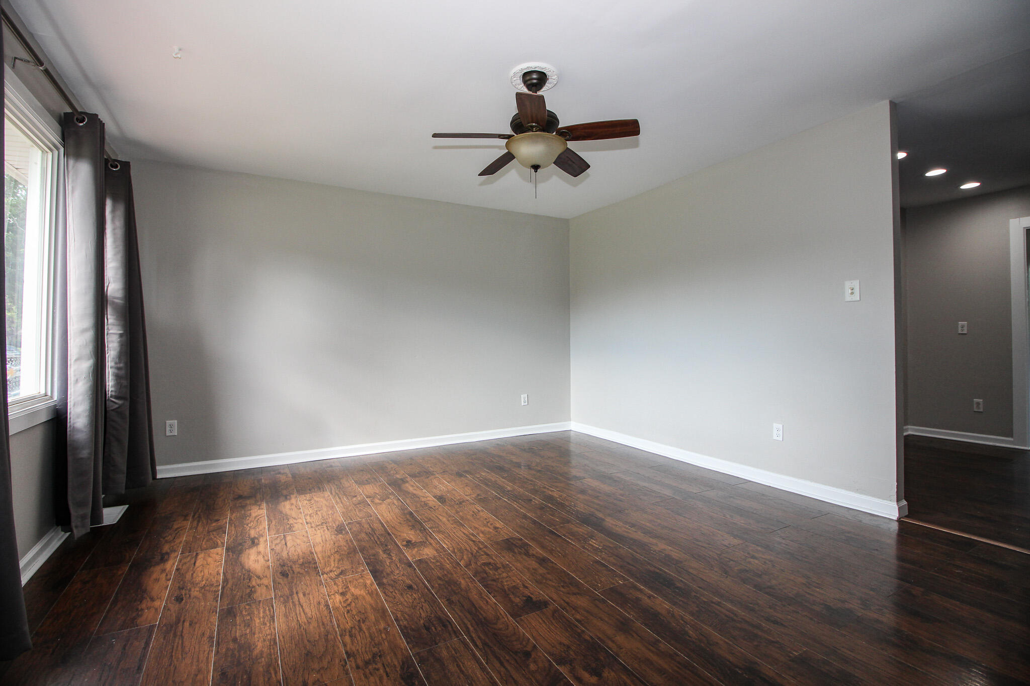 623 Oxbow Road Valparaiso, IN 46385 - Photo 4 of 21 2048x1365