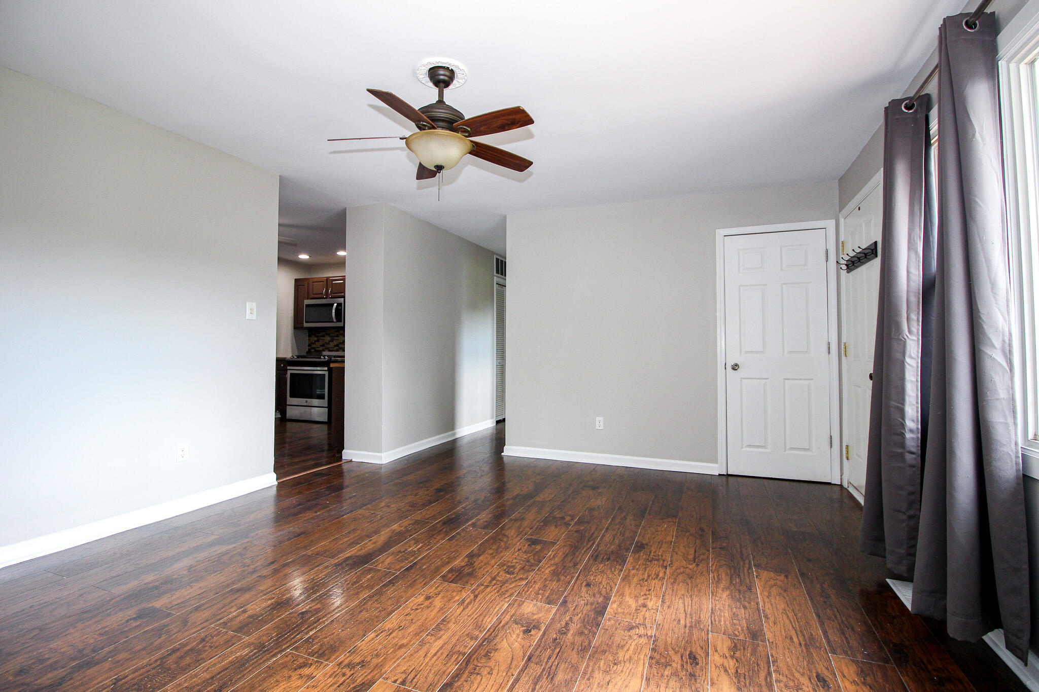 623 Oxbow Road Valparaiso, IN 46385 - Photo 6 of 21 2048x1365