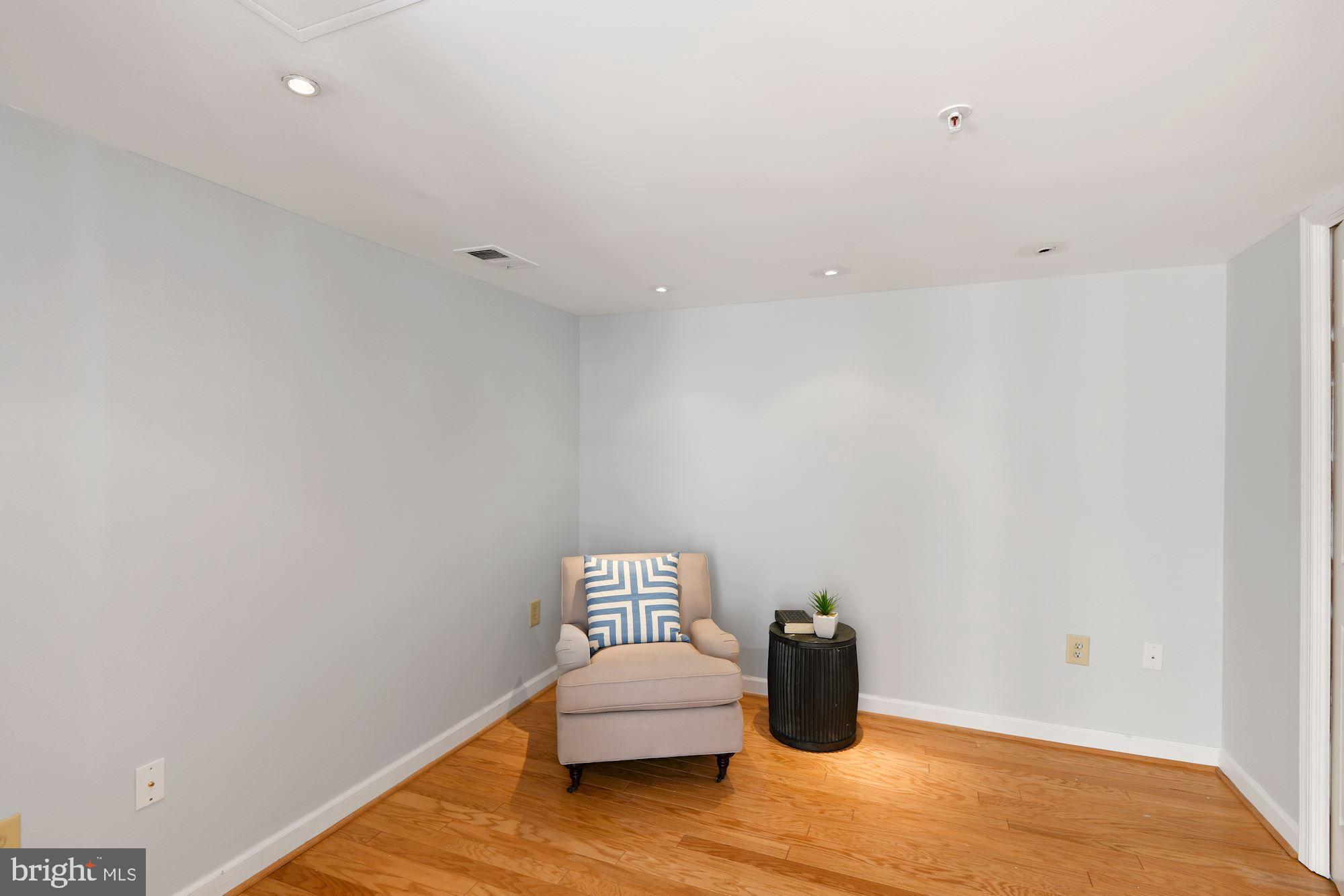 1619 R Street Northwest, Unit LL2 Washington, DC 20009 - Photo 12 of 21