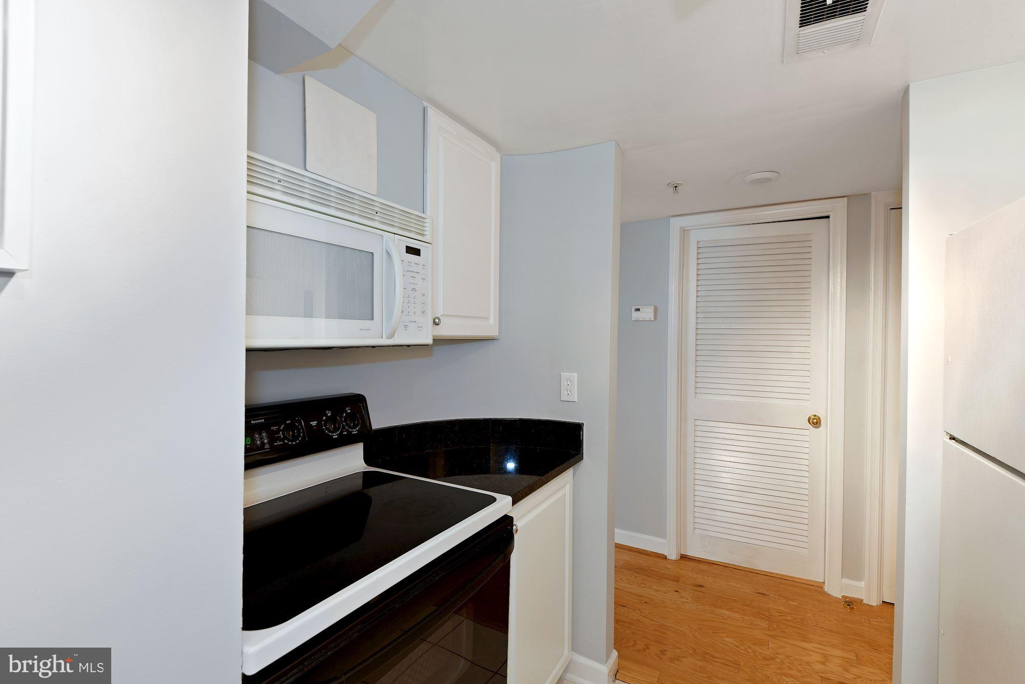 1619 R Street Northwest, Unit LL2 Washington, DC 20009 - Photo 16 of 21