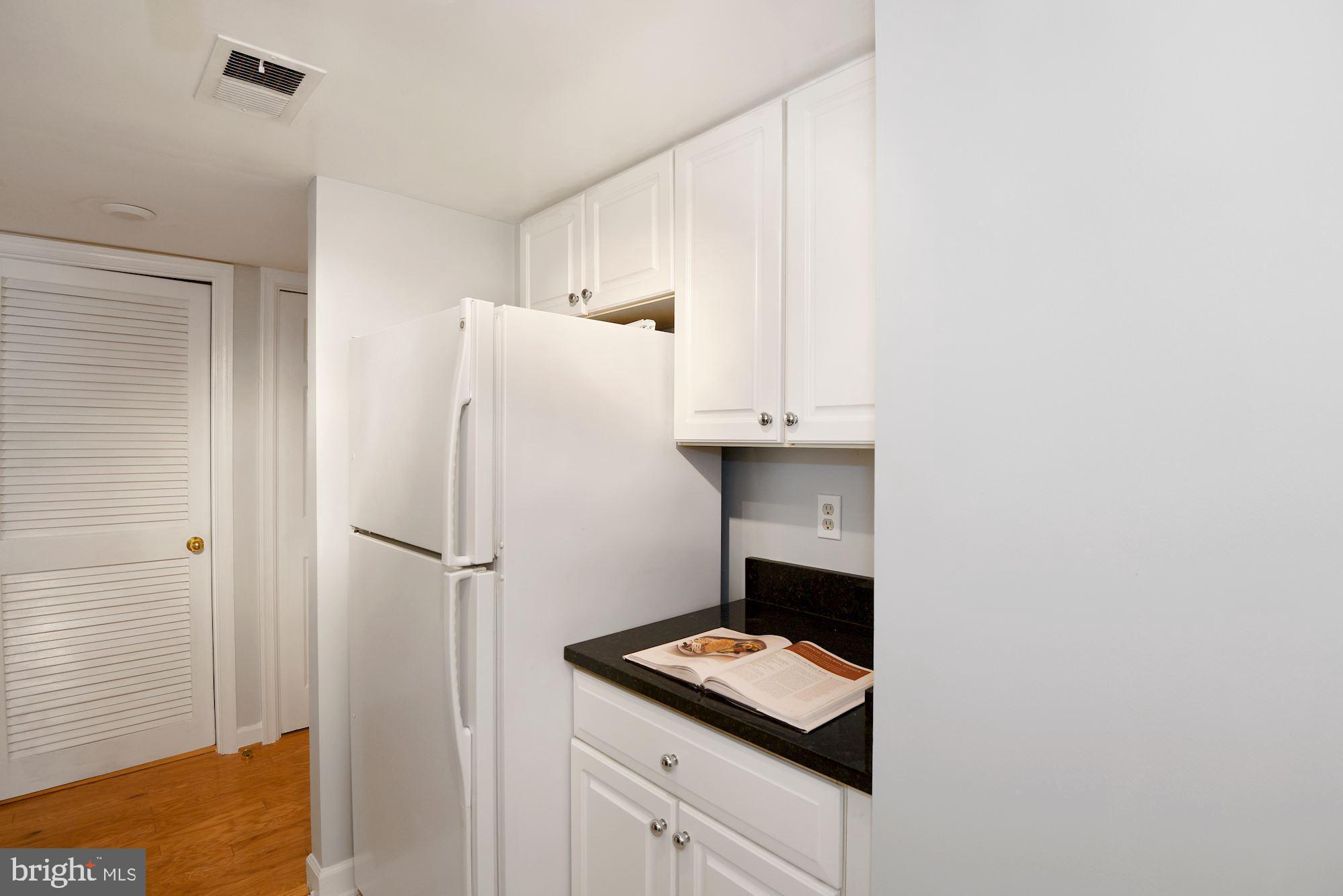 1619 R Street Northwest, Unit LL2 Washington, DC 20009 - Photo 17 of 21
