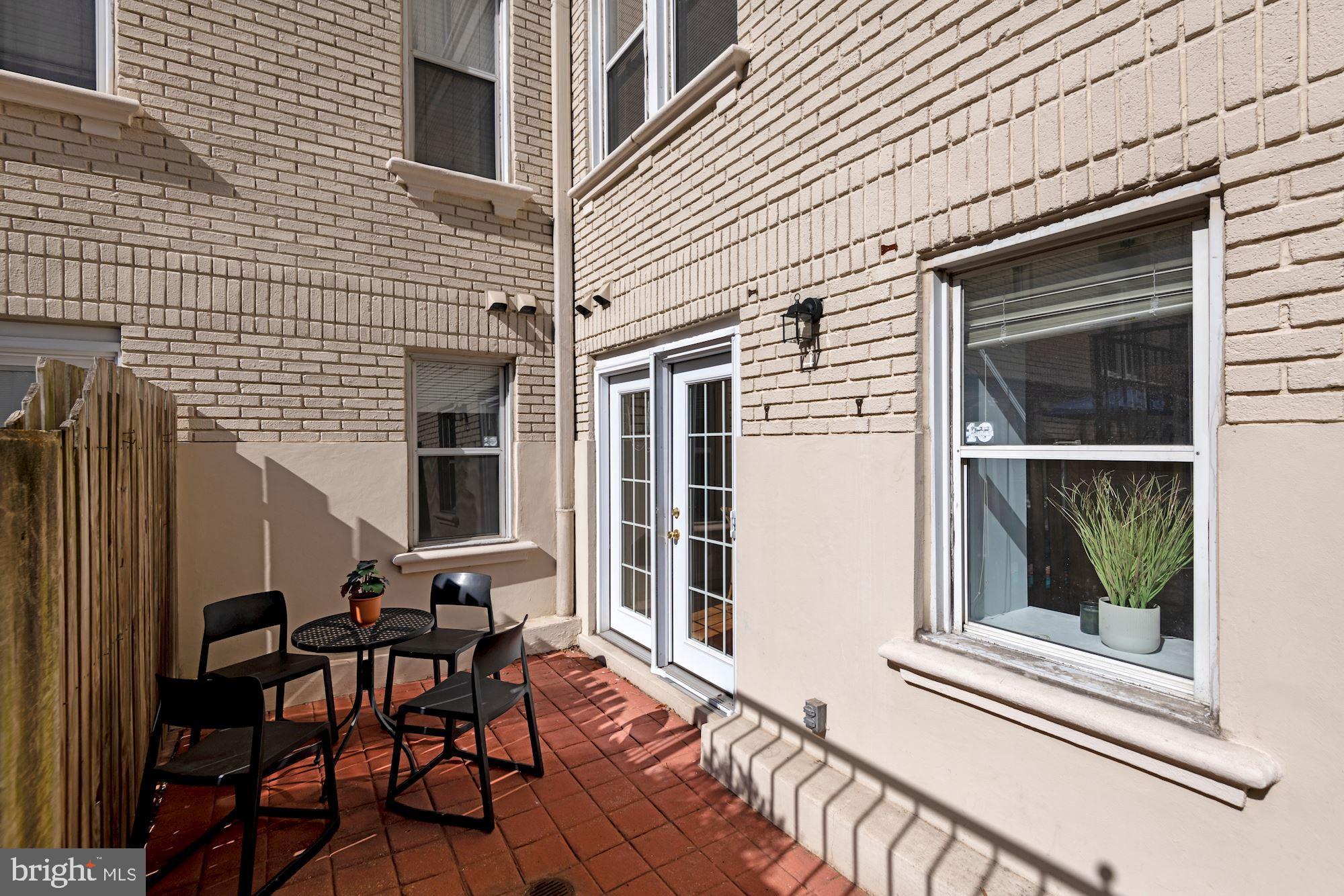 1619 R Street Northwest, Unit LL2 Washington, DC 20009 - Photo 3 of 21