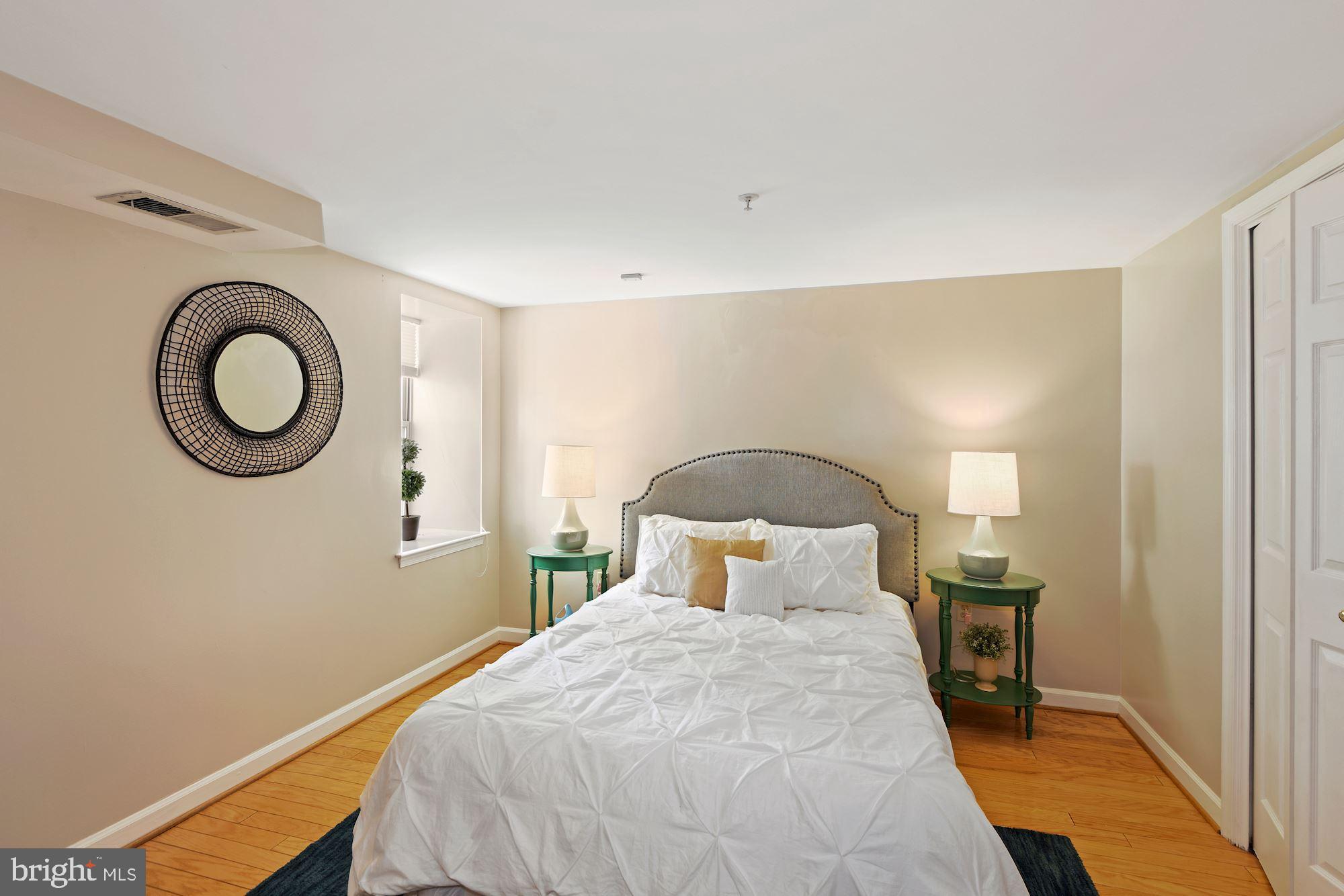 1619 R Street Northwest, Unit LL2 Washington, DC 20009 - Photo 4 of 21