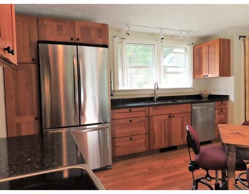 47 Oakcrest Road Holden, MA 01520 - Photo 3 of 33 Gallery Image 3