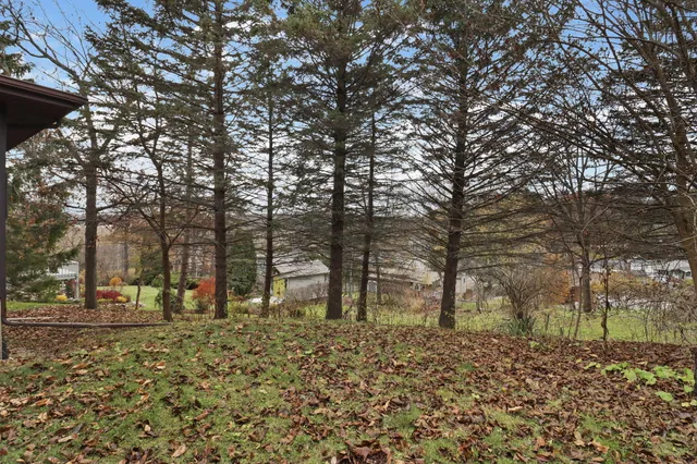 $284,900 | 7738 242nd Avenue, Paddock Lake, WI 53168