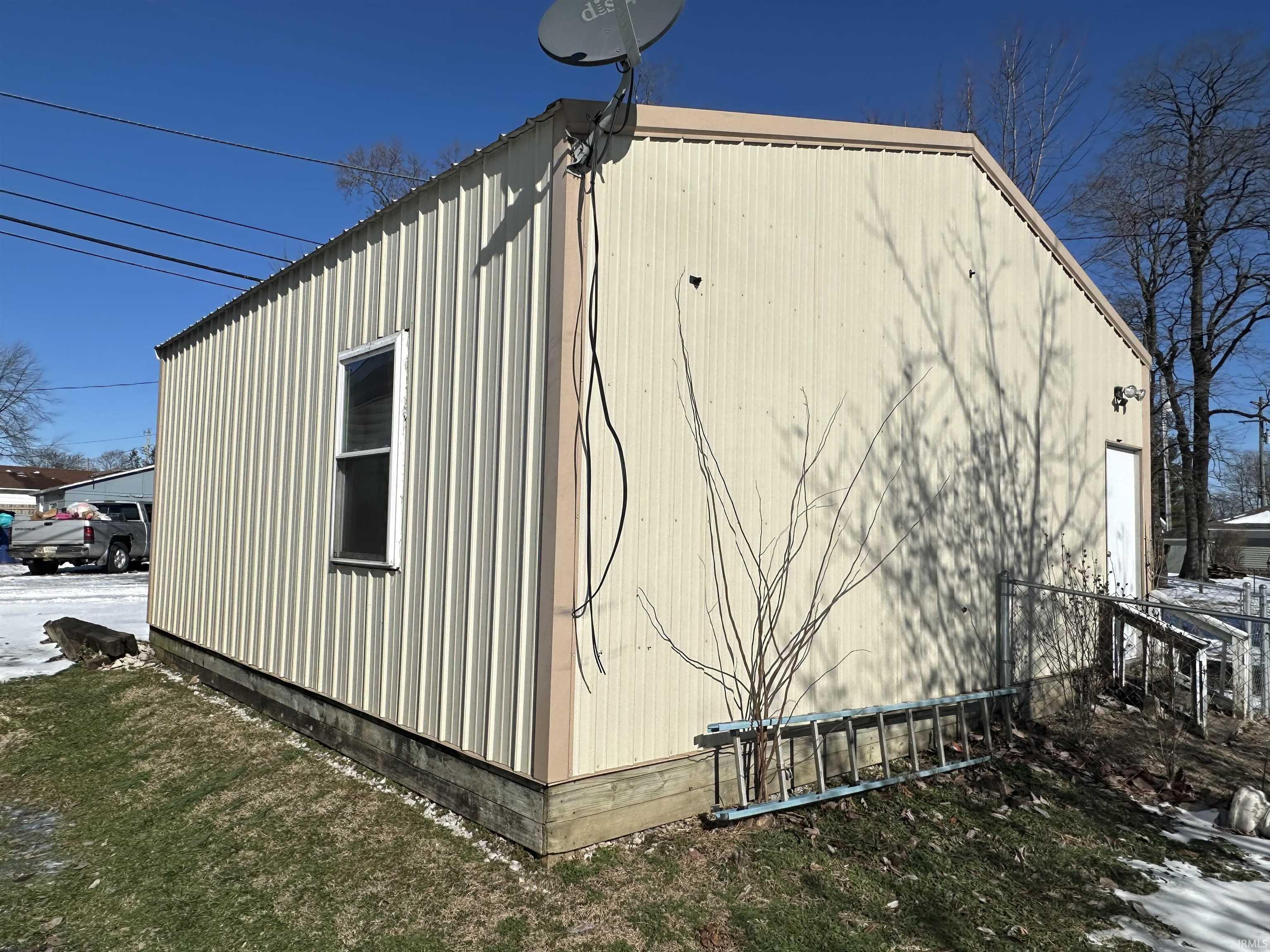 715 West Oak Street Mitchell, IN 47446 - Photo 11 of 33