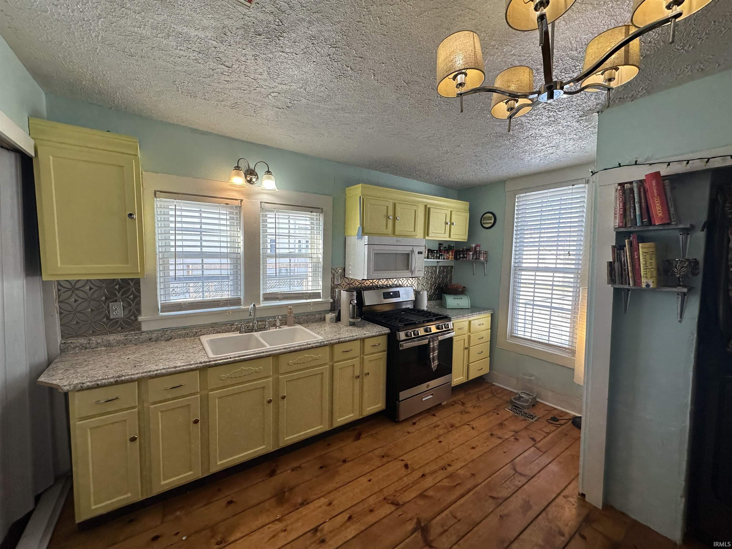 715 West Oak Street Mitchell, IN 47446 - Photo 19 of 33