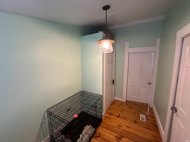 $169,900 | 715 West Oak Street, Mitchell, IN 47446