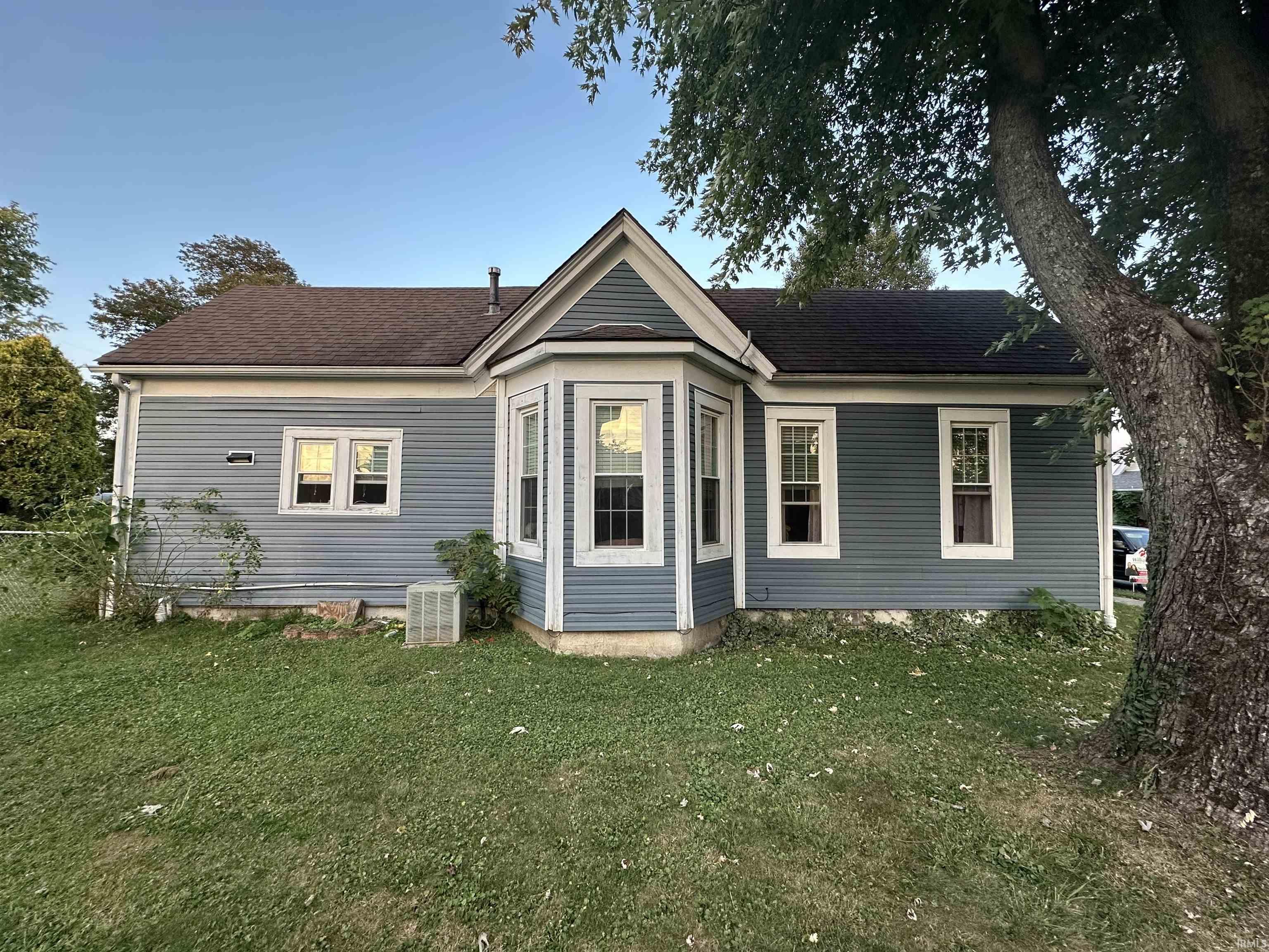 715 West Oak Street Mitchell, IN 47446 - Photo 8 of 33