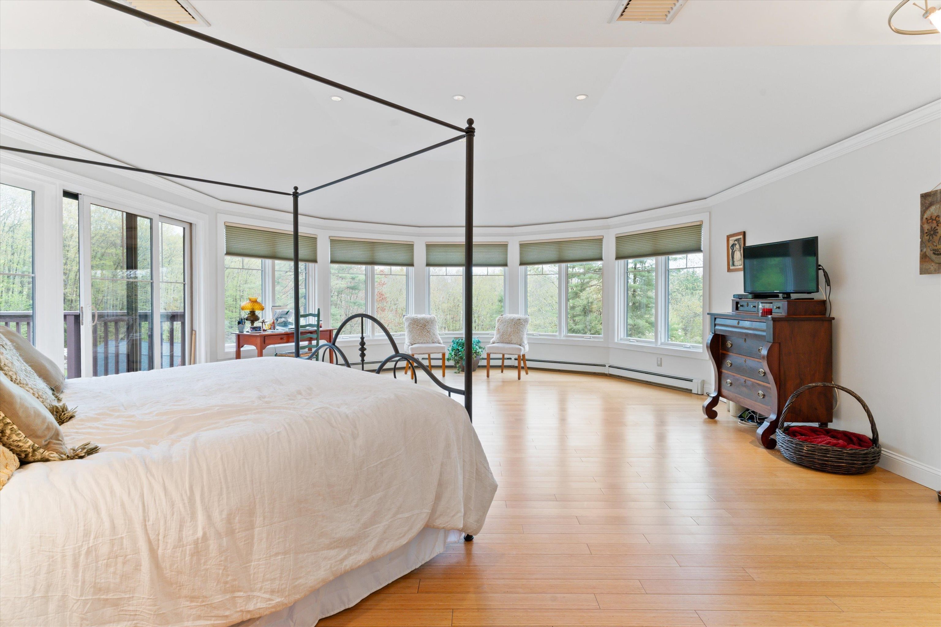 115 Mansion Road Dunbarton, NH 03046 - Photo 15 of 38