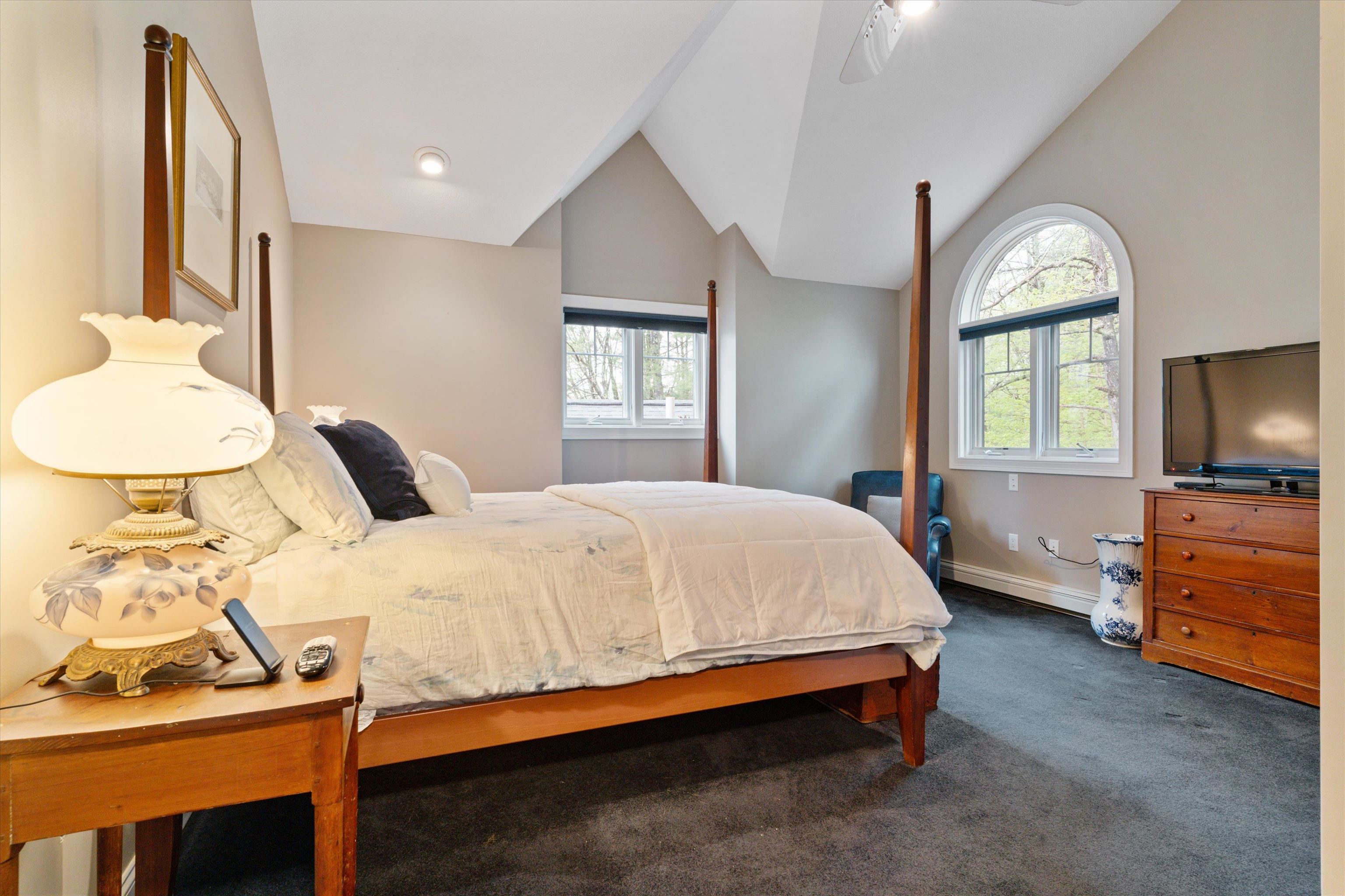 115 Mansion Road Dunbarton, NH 03046 - Photo 22 of 38