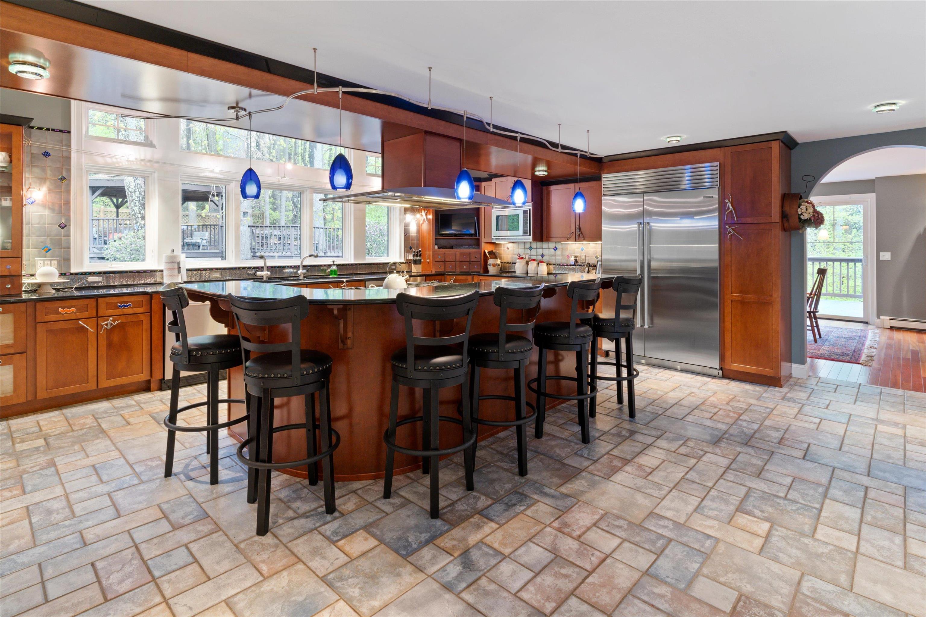 115 Mansion Road Dunbarton, NH 03046 - Photo 8 of 38