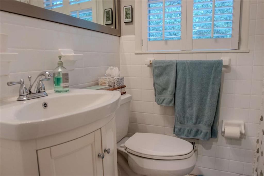 849 Bobbin Mill Road Athens, GA 30606 - Photo 15 of 32 a bathroom with a sink toilet and shower