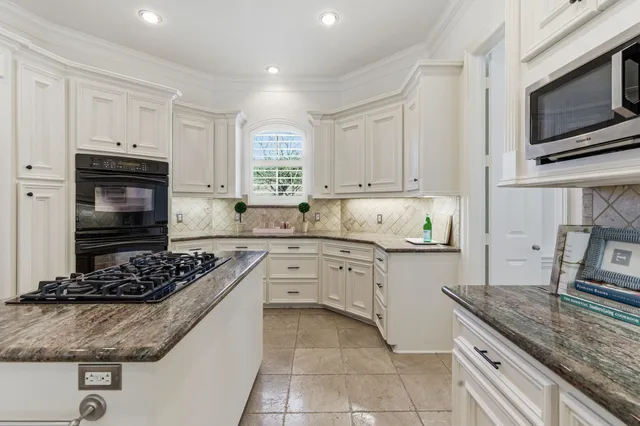 $749,000 | 12003 Carriage Hill Drive, Houston, TX 77077