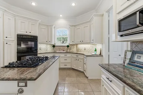 $749,000 | 12003 Carriage Hill Drive, Houston, TX 77077