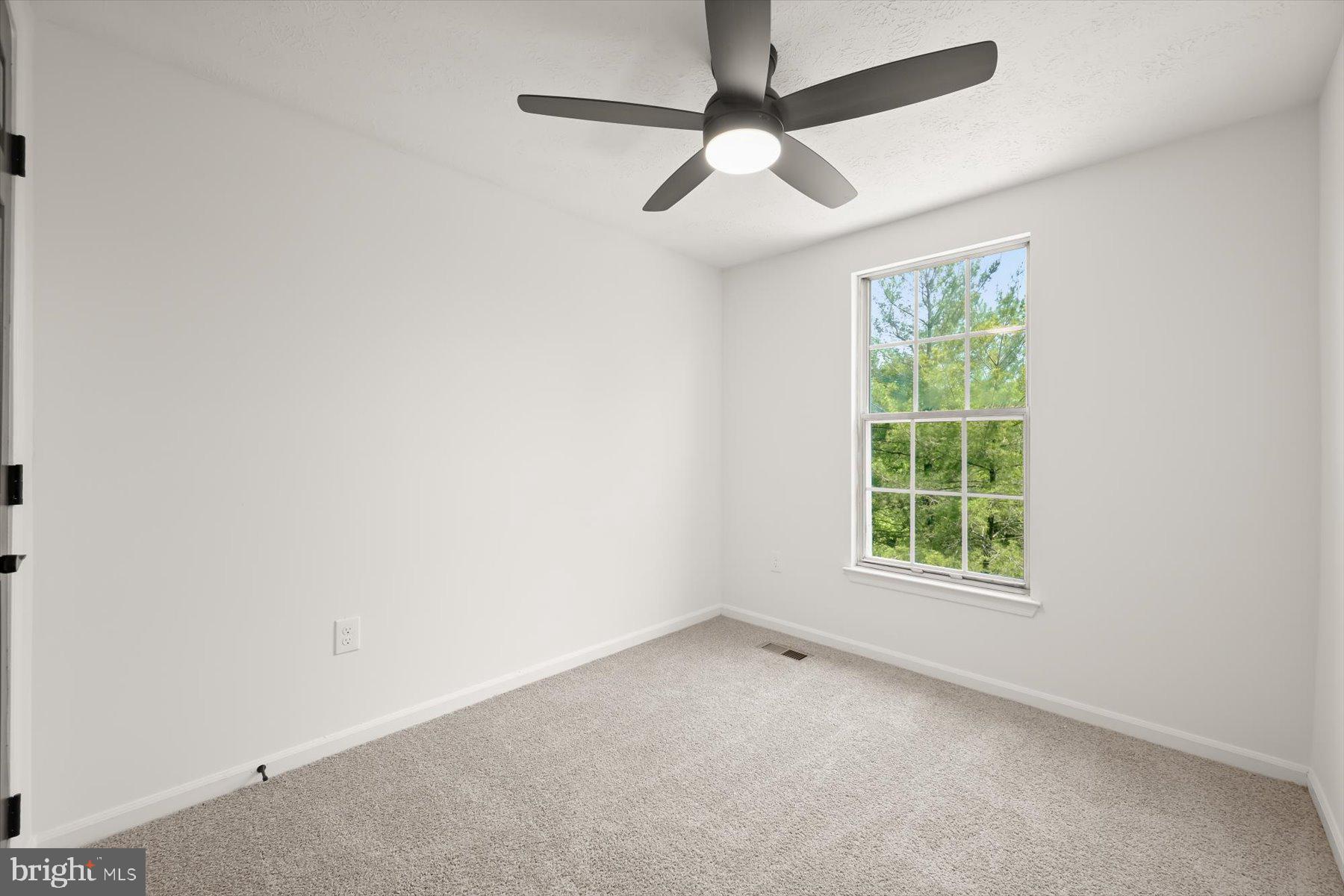 7833 Paddock Way Baltimore, MD 21244 - Photo 20 of 44